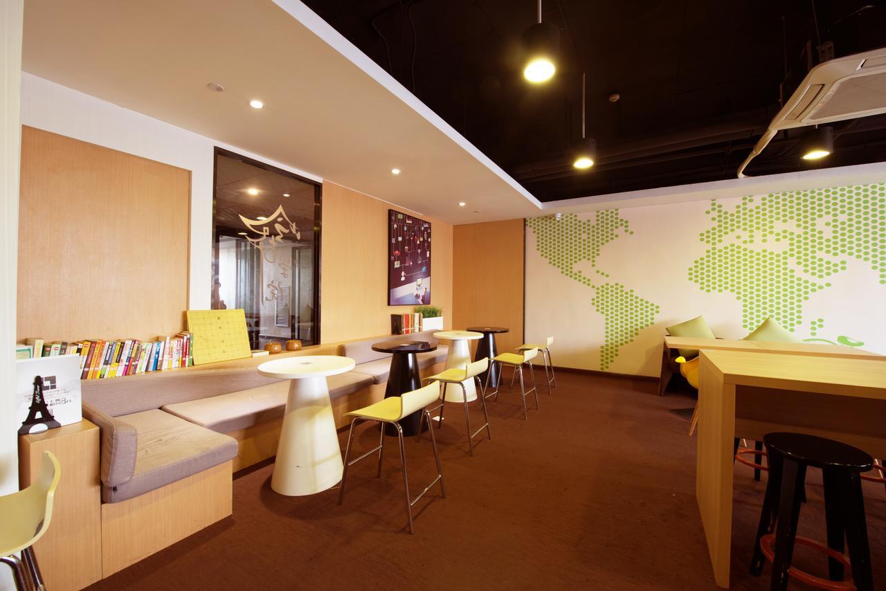 IU Hotel Shanghai Dongchuan Road Metro Station Esterno foto